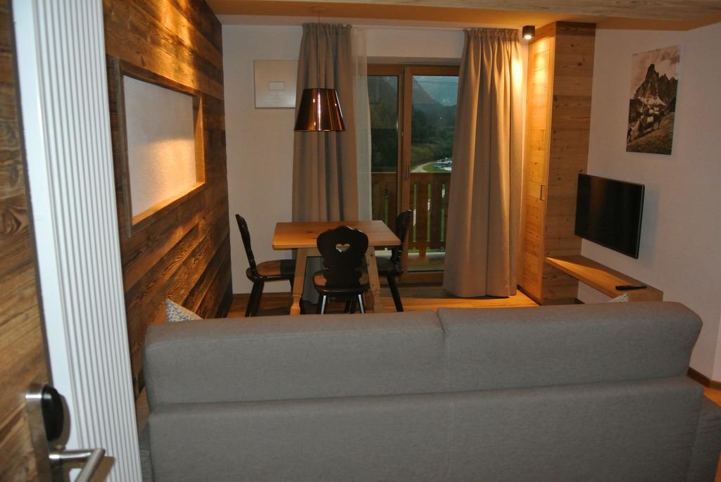 Chalet Prades Dolomiti Lodges La Villa  Kamer foto