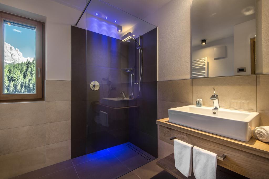 Chalet Prades Dolomiti Lodges La Villa  Kamer foto